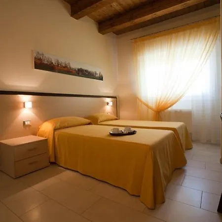 Le Macine Bed & Breakfast