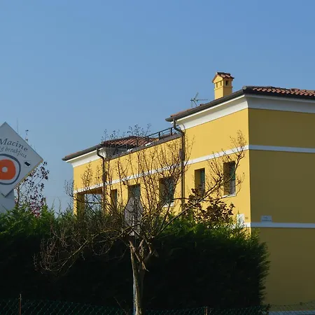 Le Macine Bed & Breakfast *