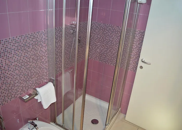 Oda ve Kahvaltı Le Macine